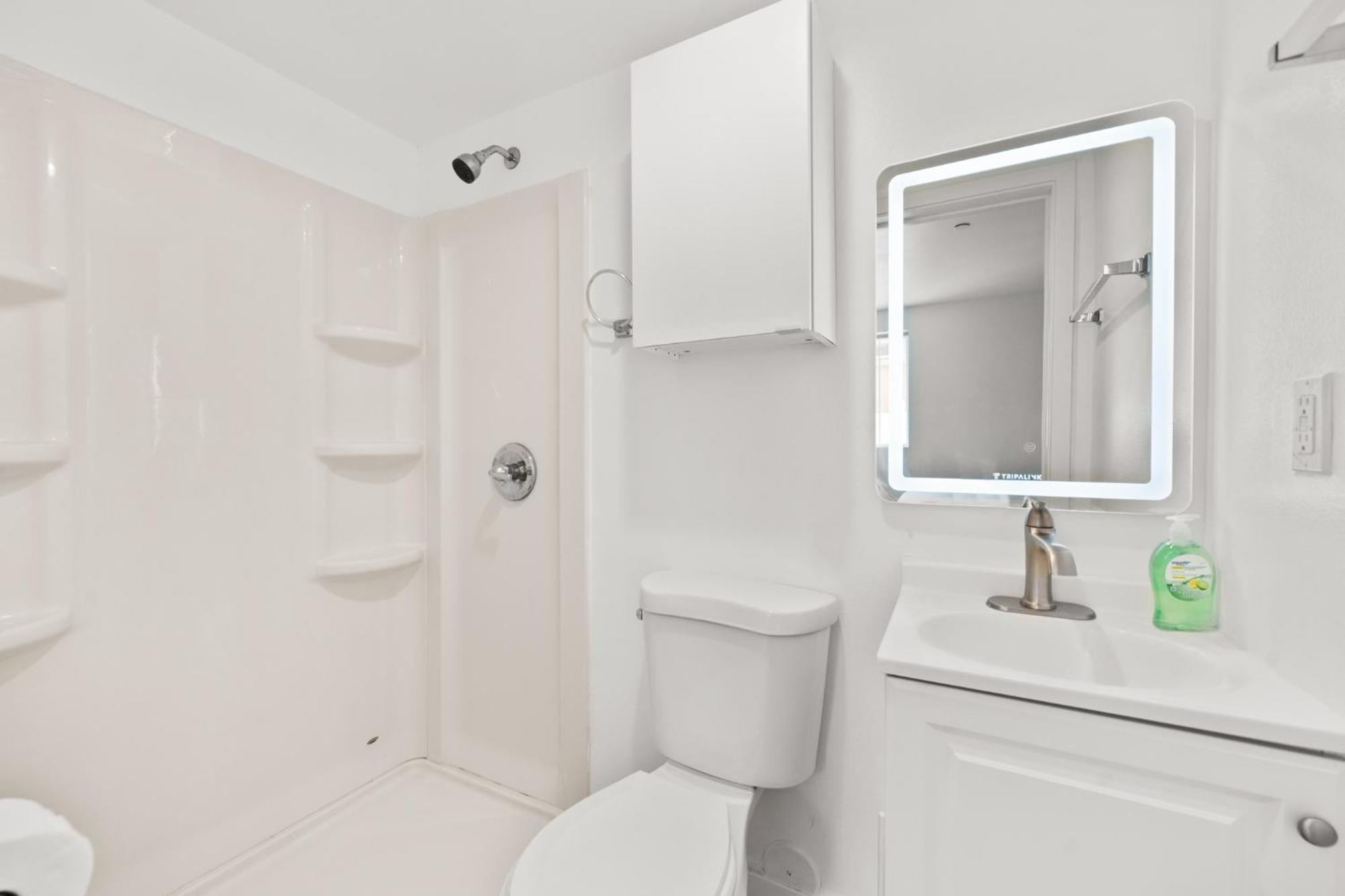 Spacious 1-Bd Hideaway Close To Usc Room With Share Livingroom Los Angeles Exteriör bild